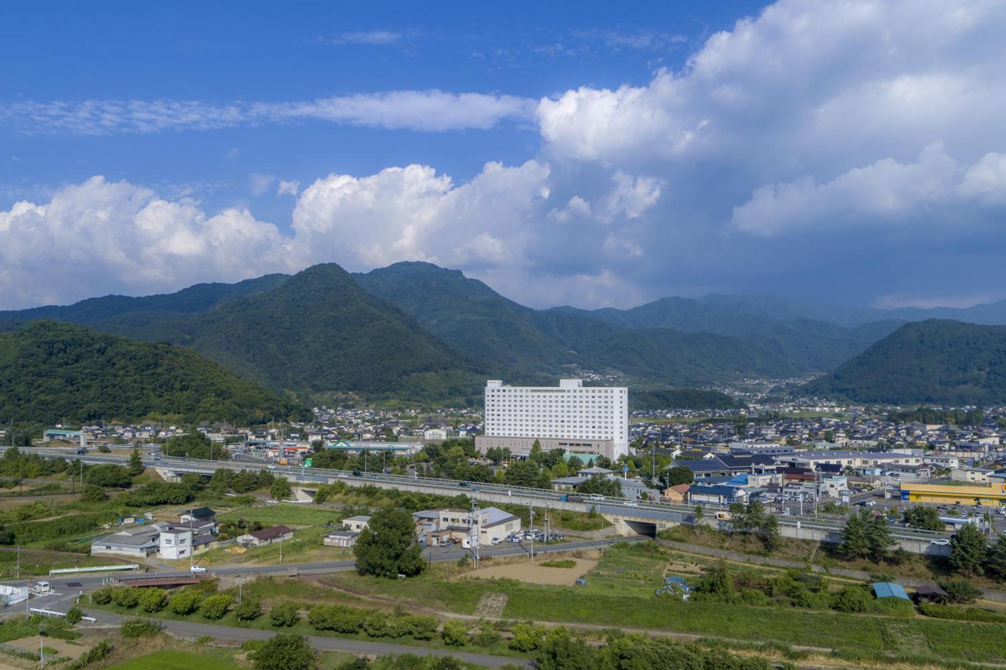 Mercure Nagano Matsushiro Resort & Spa Exteriér fotografie